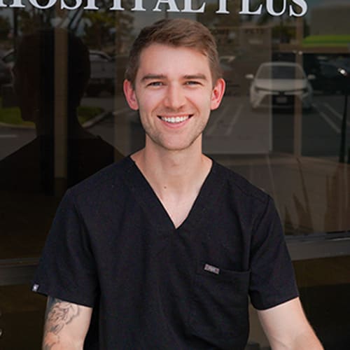 Dr. Zachary Houghtaling, Anaheim Veterinarian